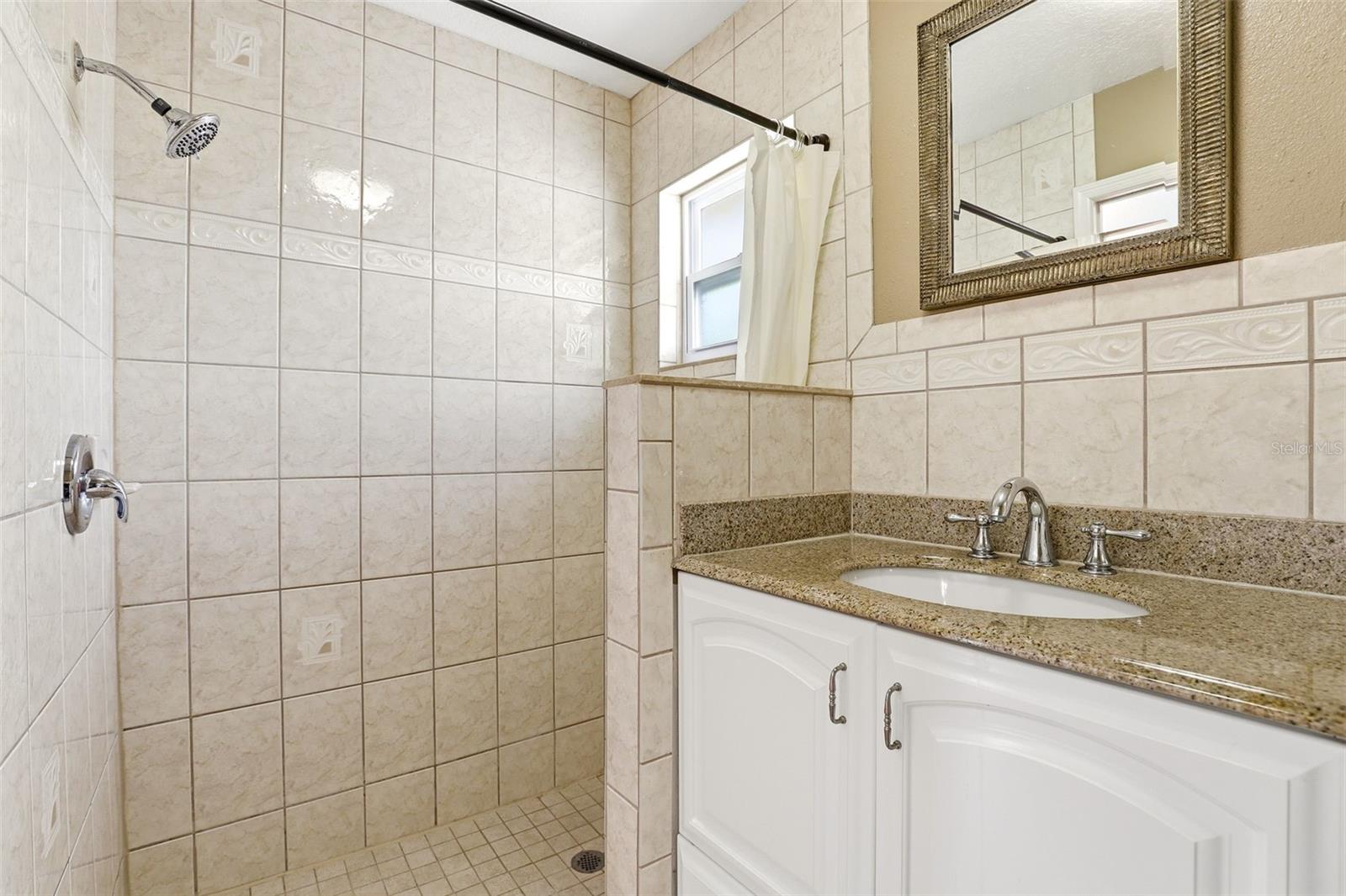 Image 18 of 29 For 125 5th Street