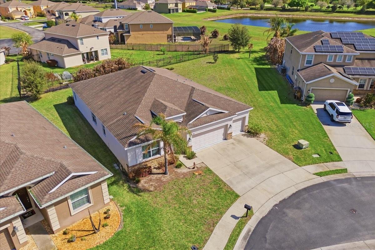 Image 37 of 43 For 4208 Cortland Drive