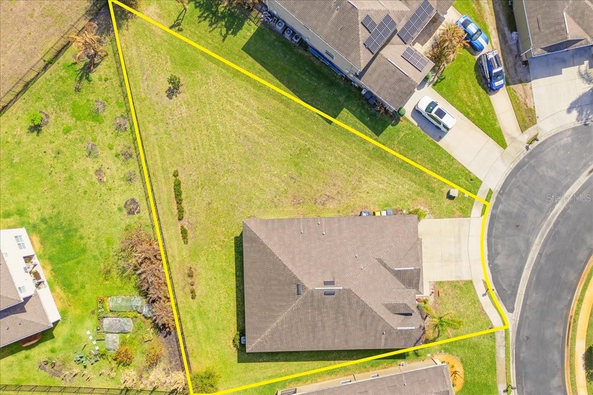 Image 39 of 43 For 4208 Cortland Drive