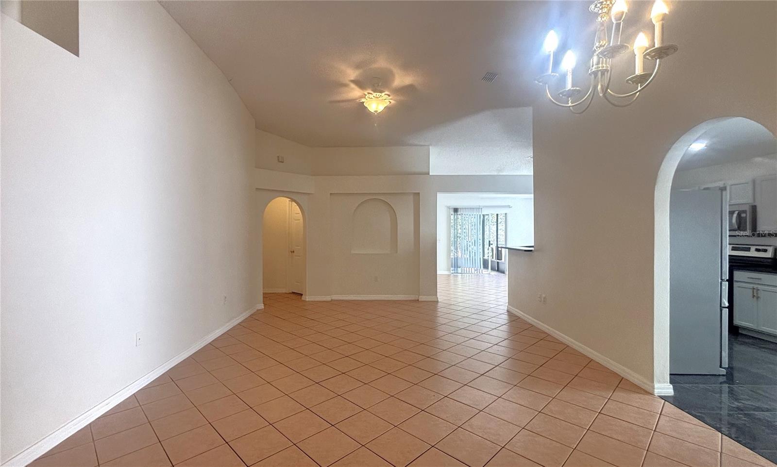 Image 7 of 25 For 10827 Laxton Street