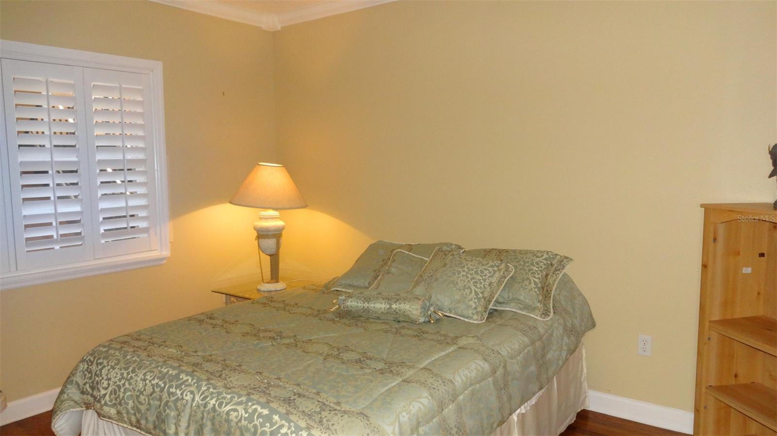 Image 11 of 61 For 1144 Delaney Avenue 1144