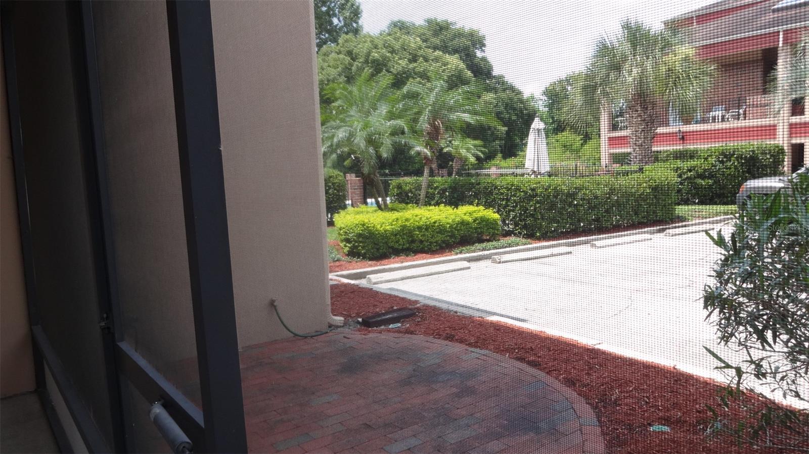 Image 19 of 61 For 1144 Delaney Avenue 1144