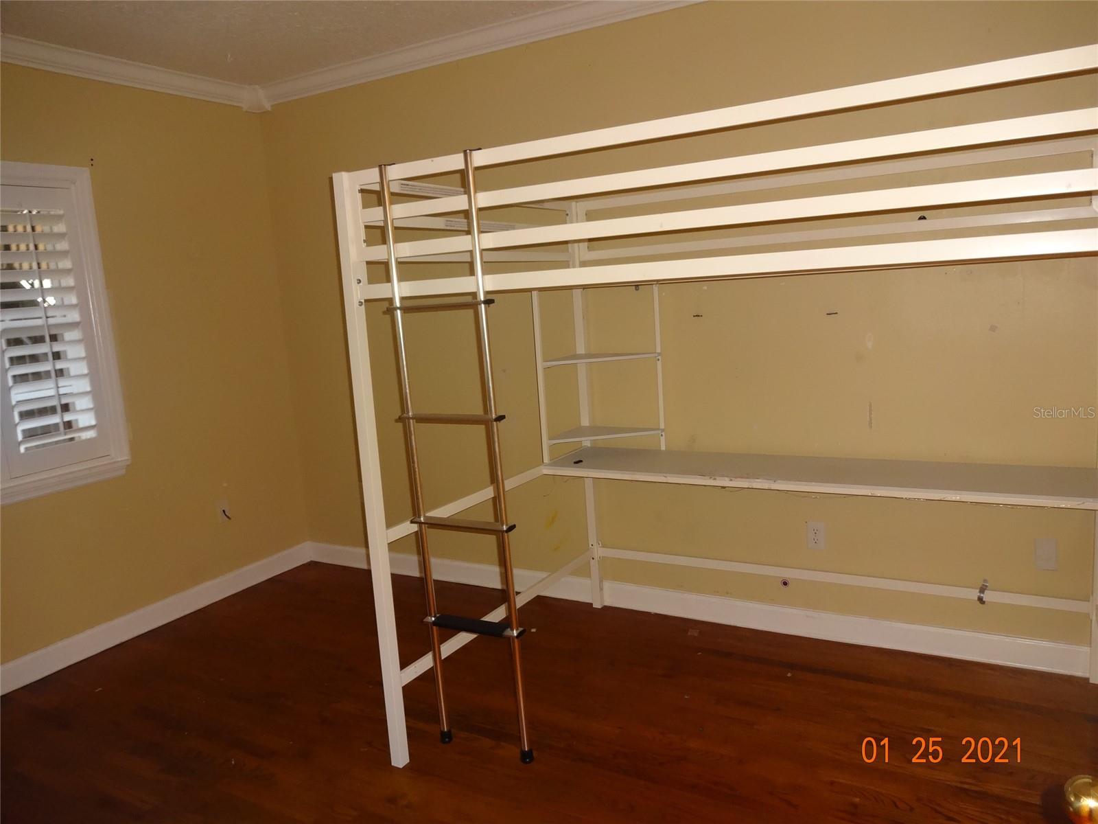 Image 35 of 61 For 1144 Delaney Avenue 1144