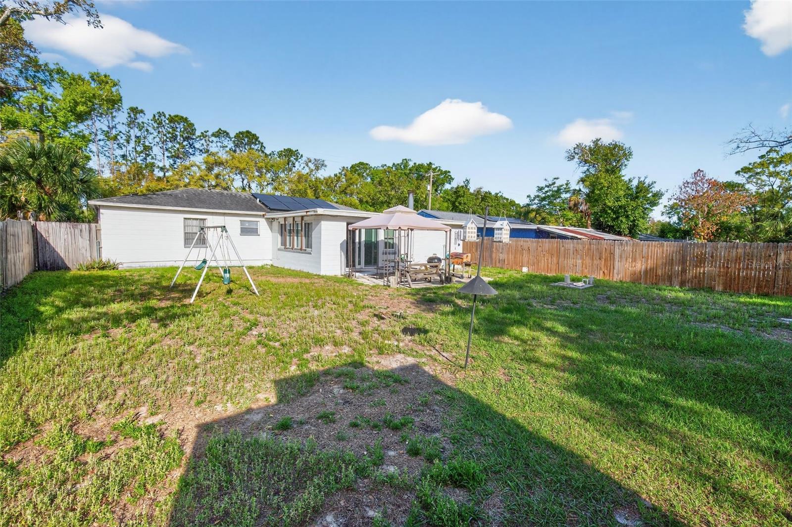 Image 2 of 34 For 10223 Armenia Avenue