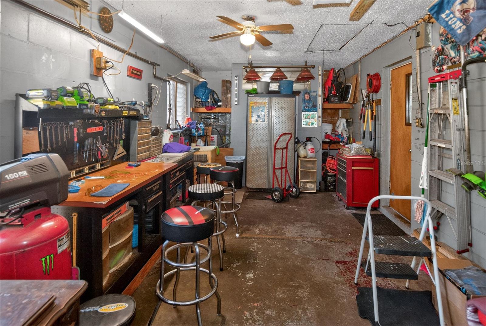 Image 31 of 34 For 10223 Armenia Avenue