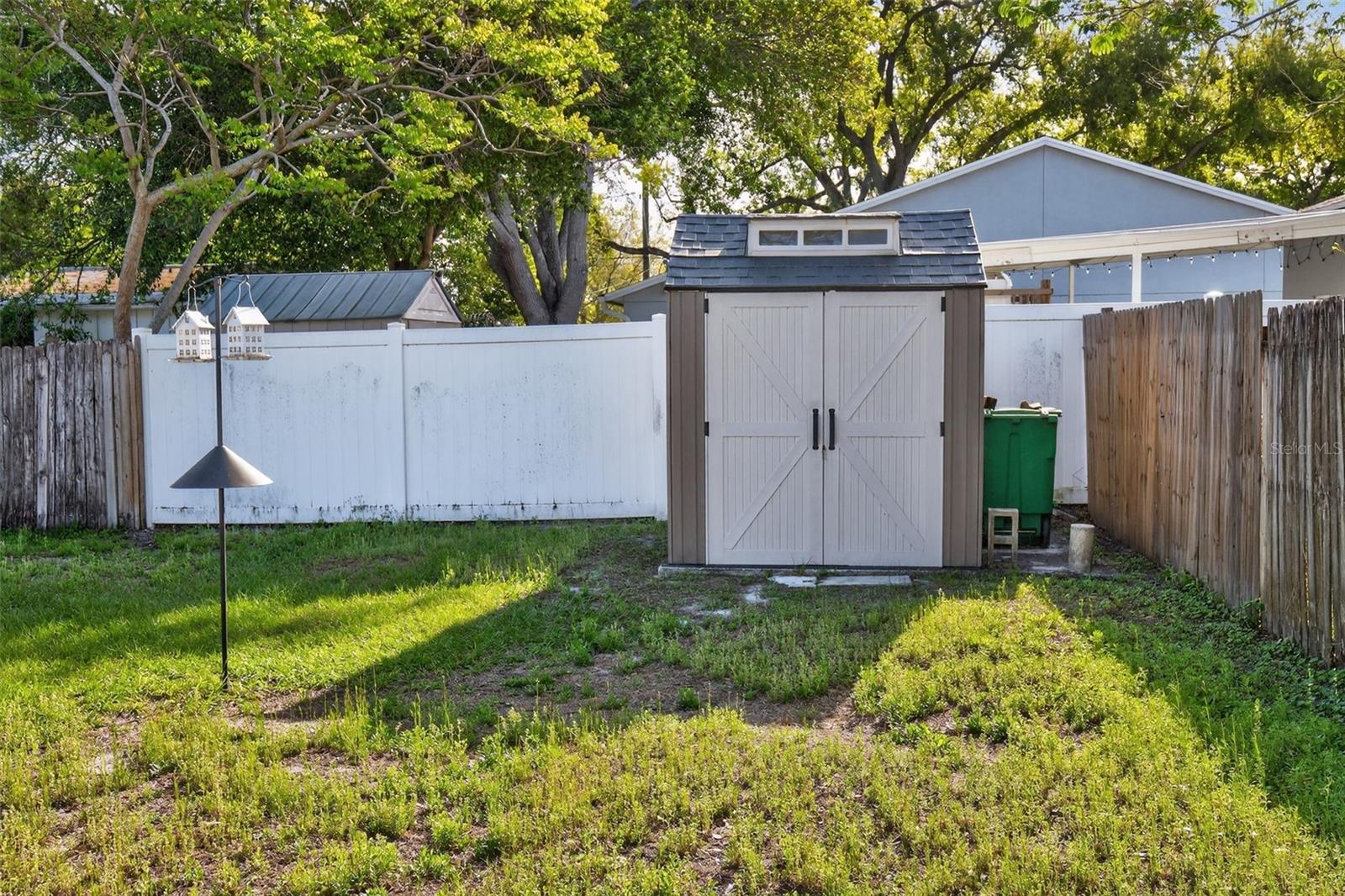 Image 6 of 34 For 10223 Armenia Avenue