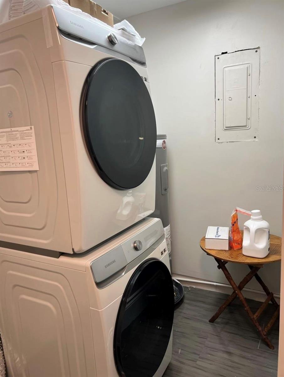 Image 12 of 14 For 1420 Lyndale Boulevard