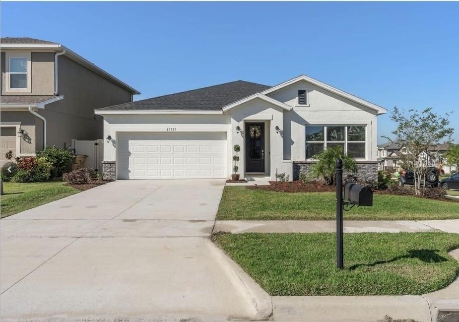 Details for 13329 Magnolia Valley Drive, CLERMONT, FL 34711