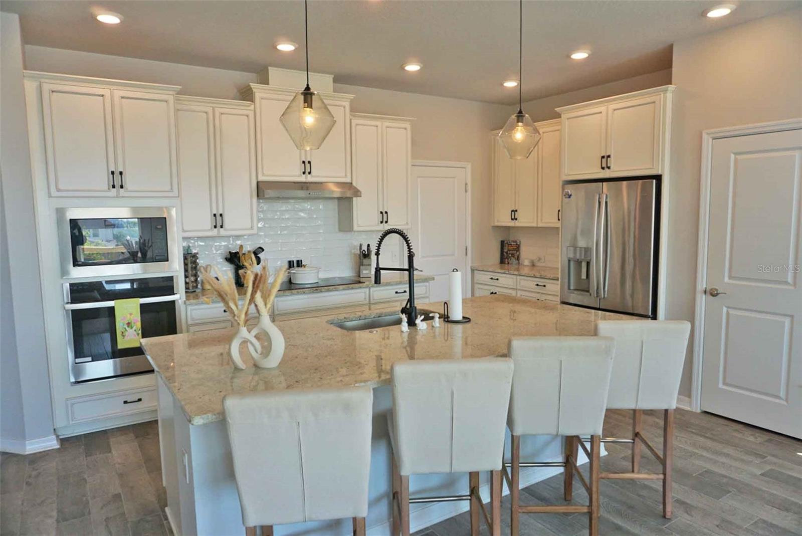 Image 10 of 38 For 13329 Magnolia Valley Drive