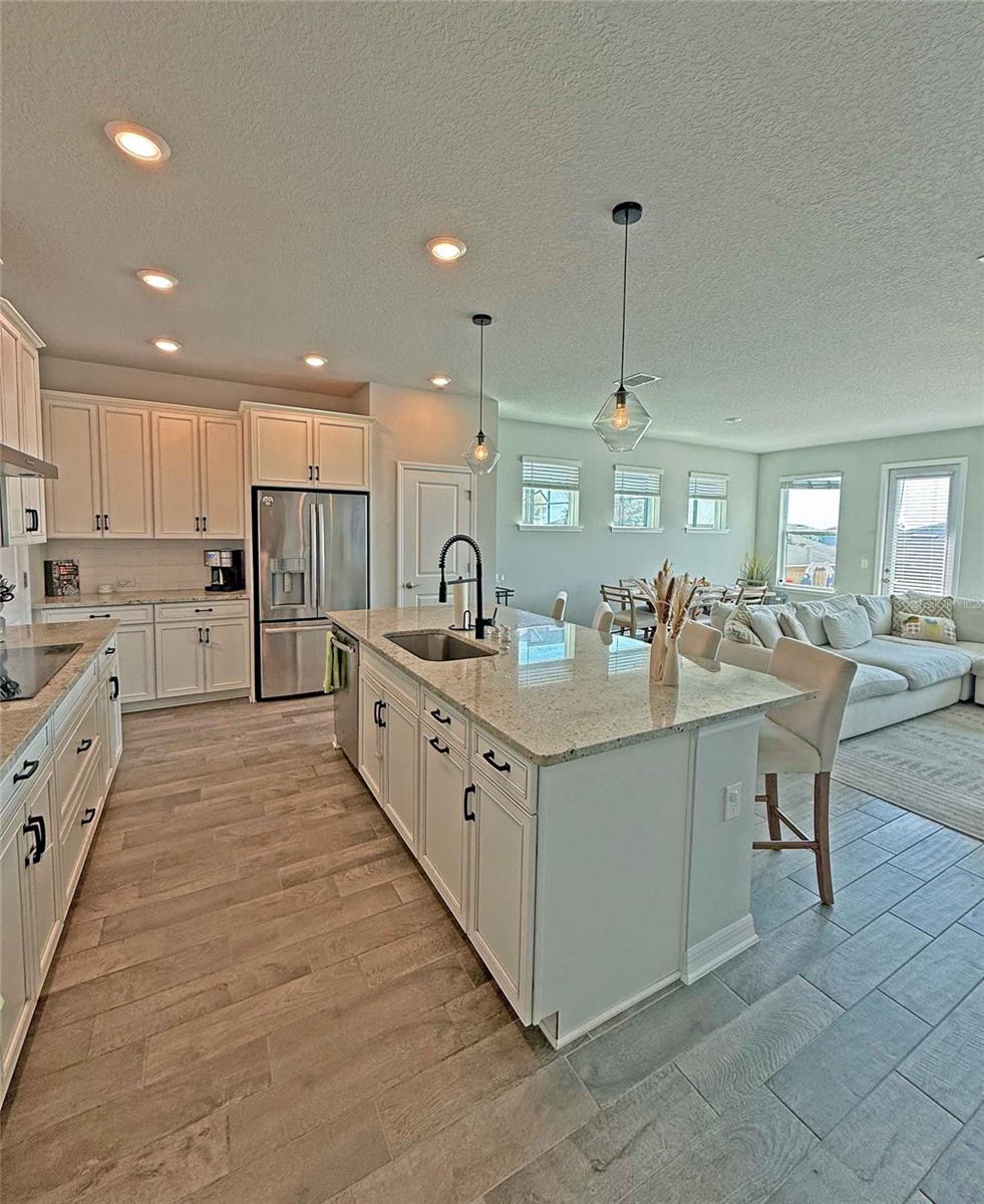 Image 11 of 38 For 13329 Magnolia Valley Drive