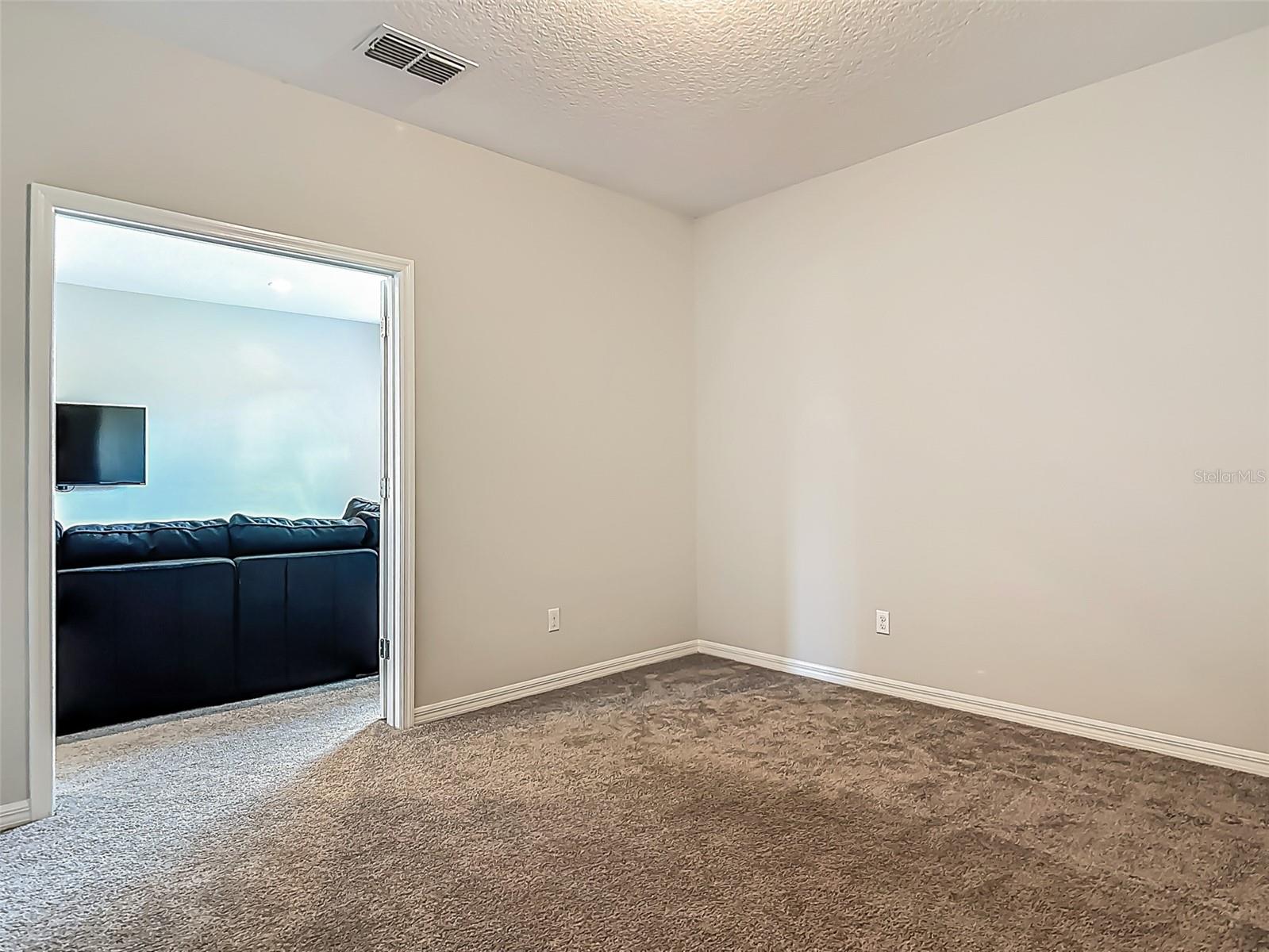 Image 18 of 28 For 14187 Jomatt Loop