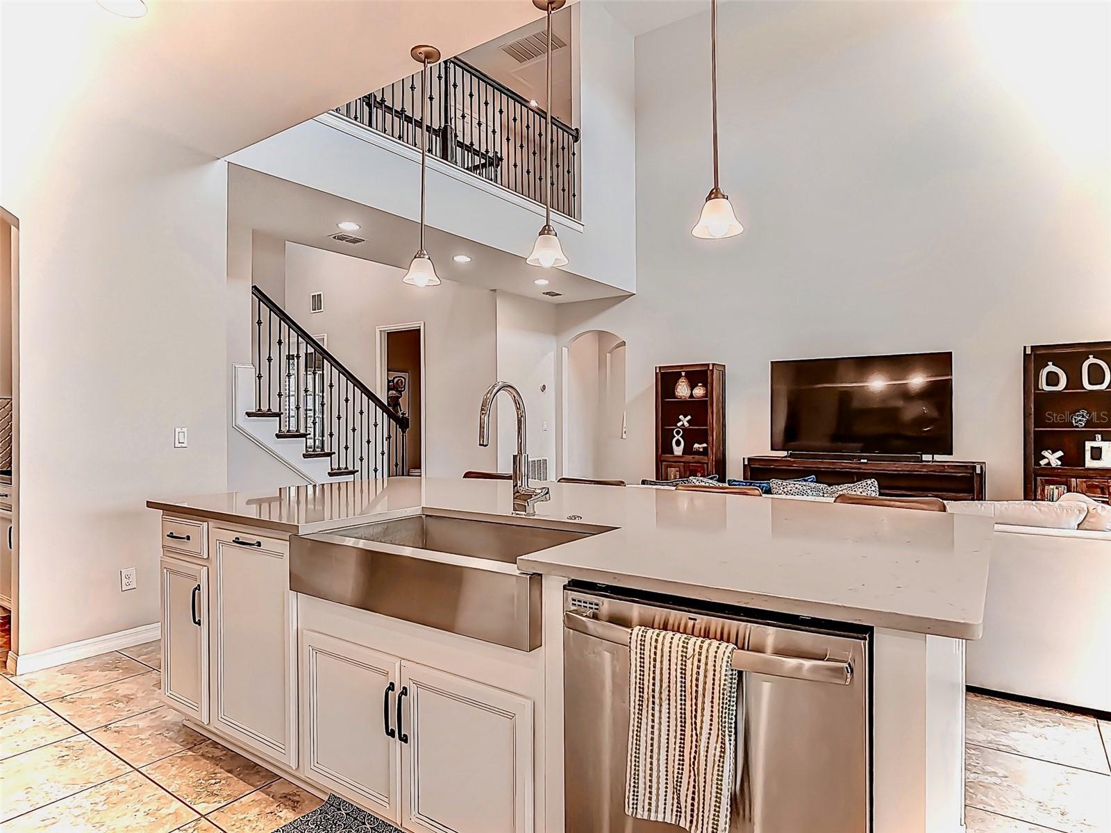 Image 8 of 28 For 14187 Jomatt Loop