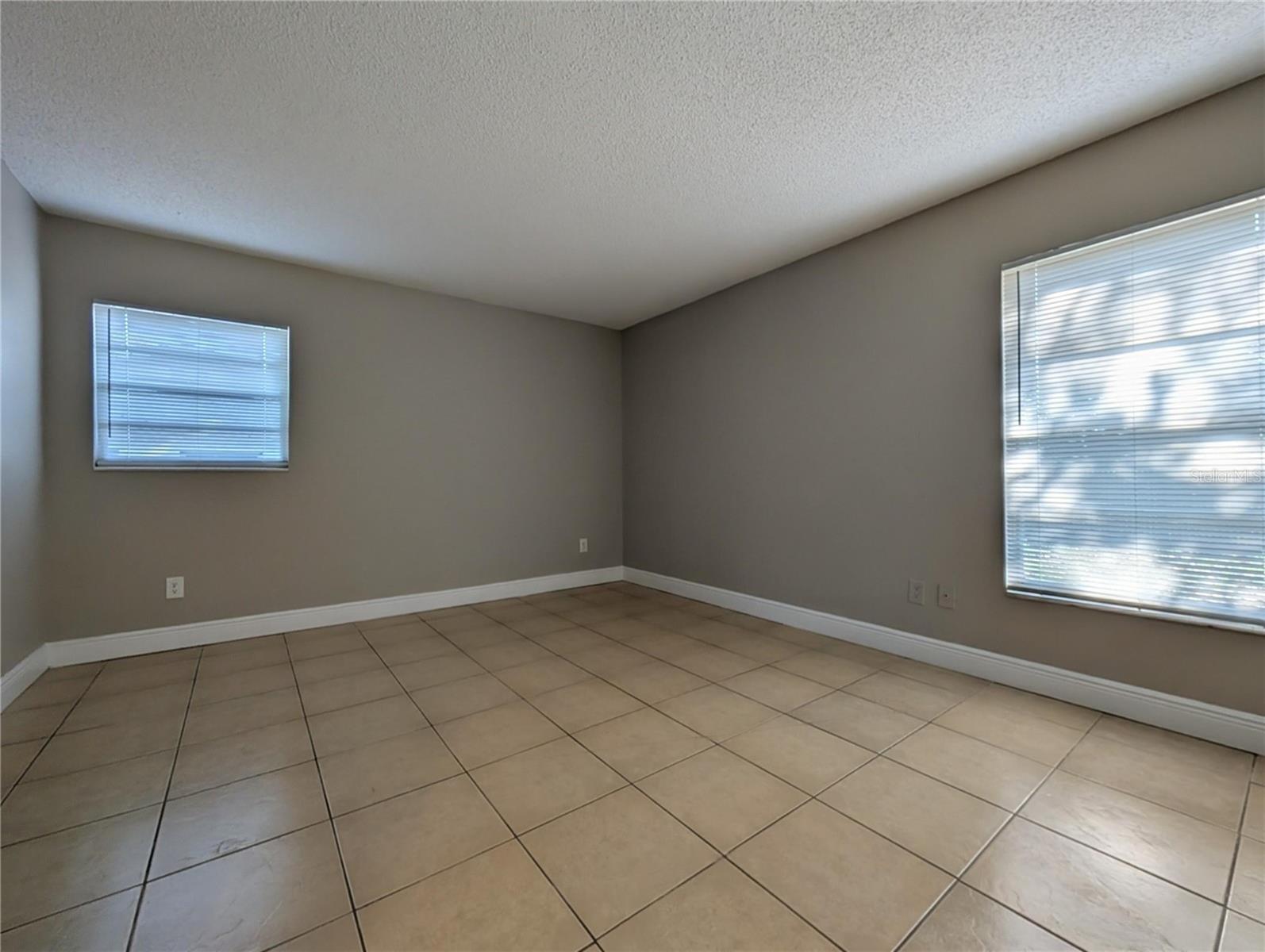 Image 6 of 11 For 1909 Lauren Beth Avenue