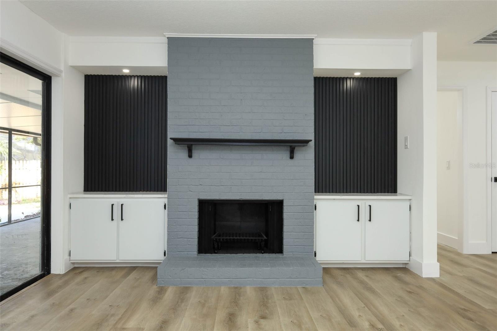 Image 10 of 40 For 302 Timbercove Circle