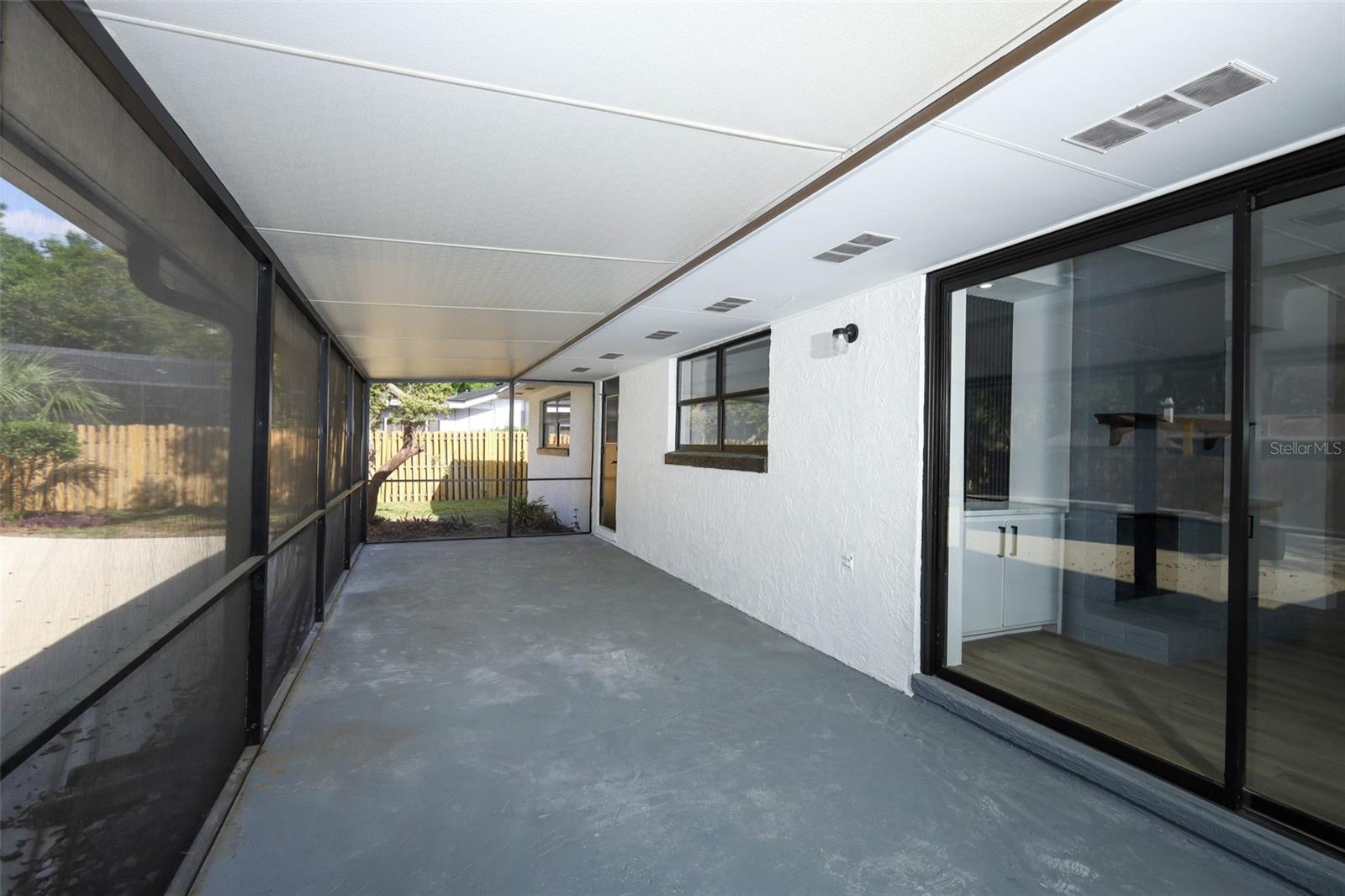 Image 40 of 40 For 302 Timbercove Circle