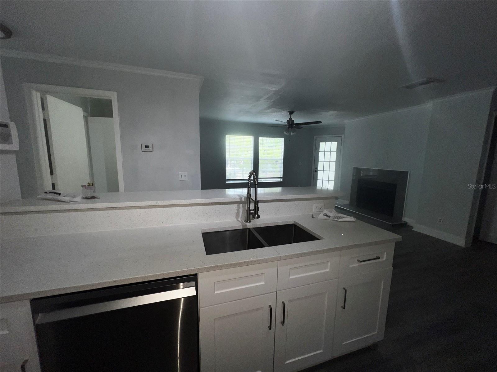 Image 7 of 15 For 5980 Westgate Drive 202