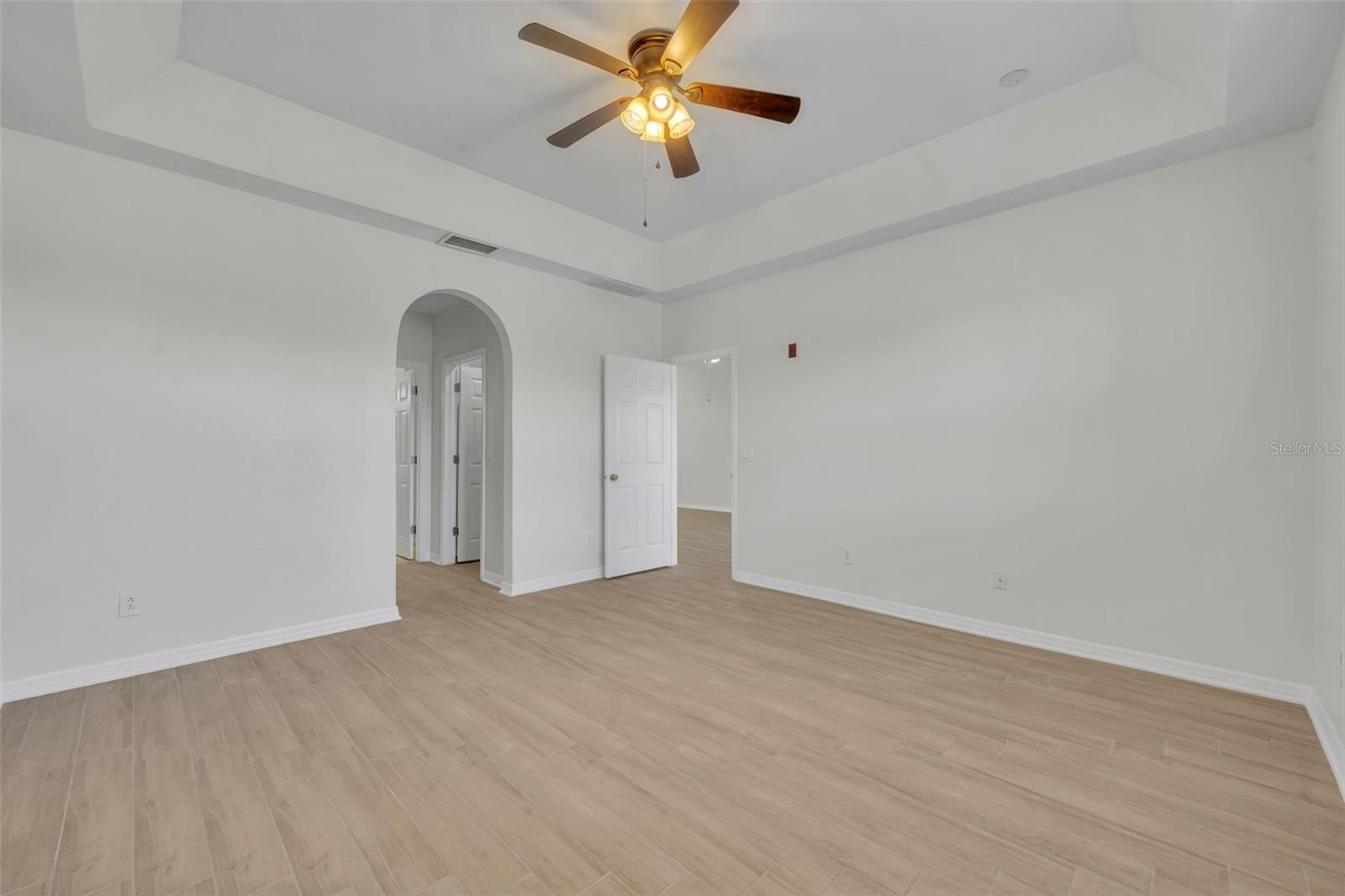 Image 17 of 28 For 9435 Myrtle Creek Lane 307