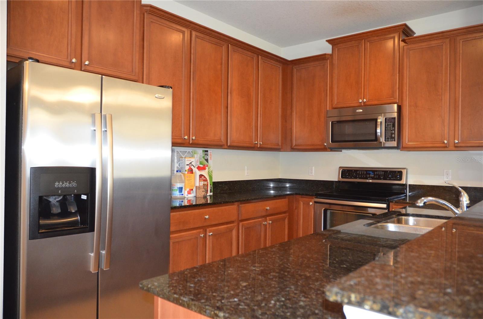 Image 4 of 15 For 213 Silverglen Lane