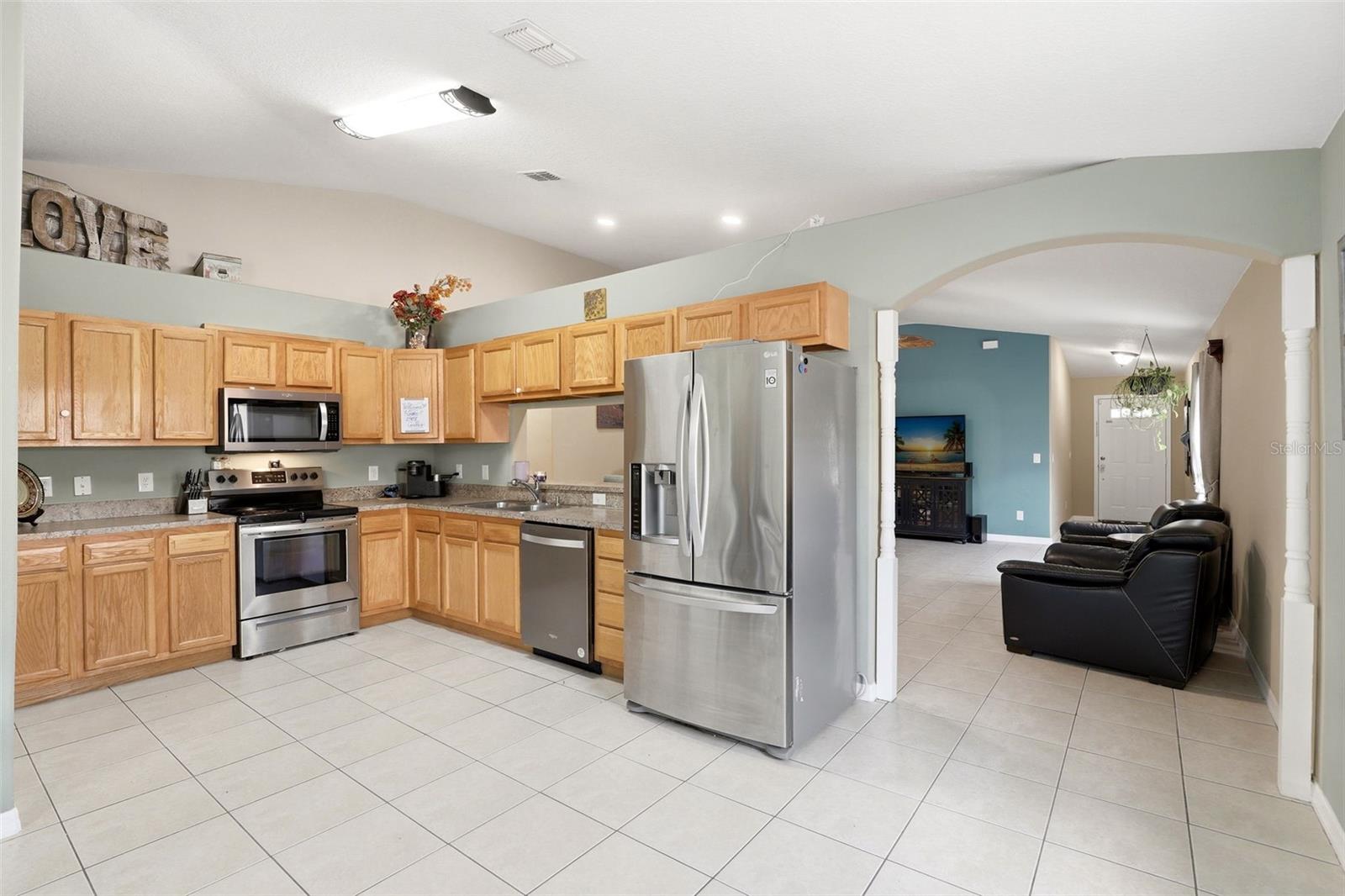 Image 11 of 35 For 1907 Gadsen Boulevard