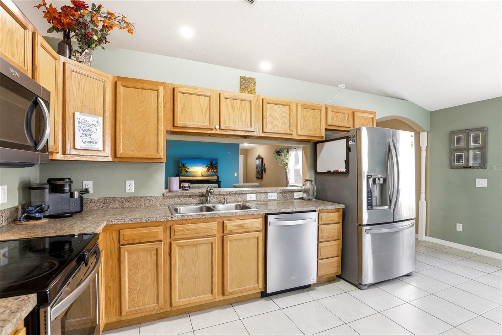 Image 13 of 35 For 1907 Gadsen Boulevard