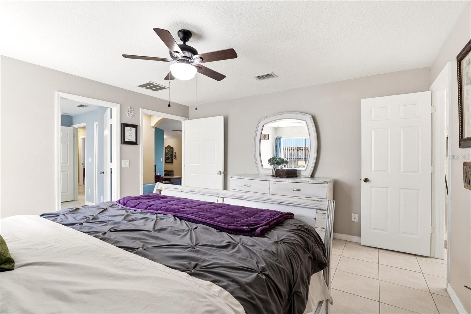 Image 19 of 35 For 1907 Gadsen Boulevard