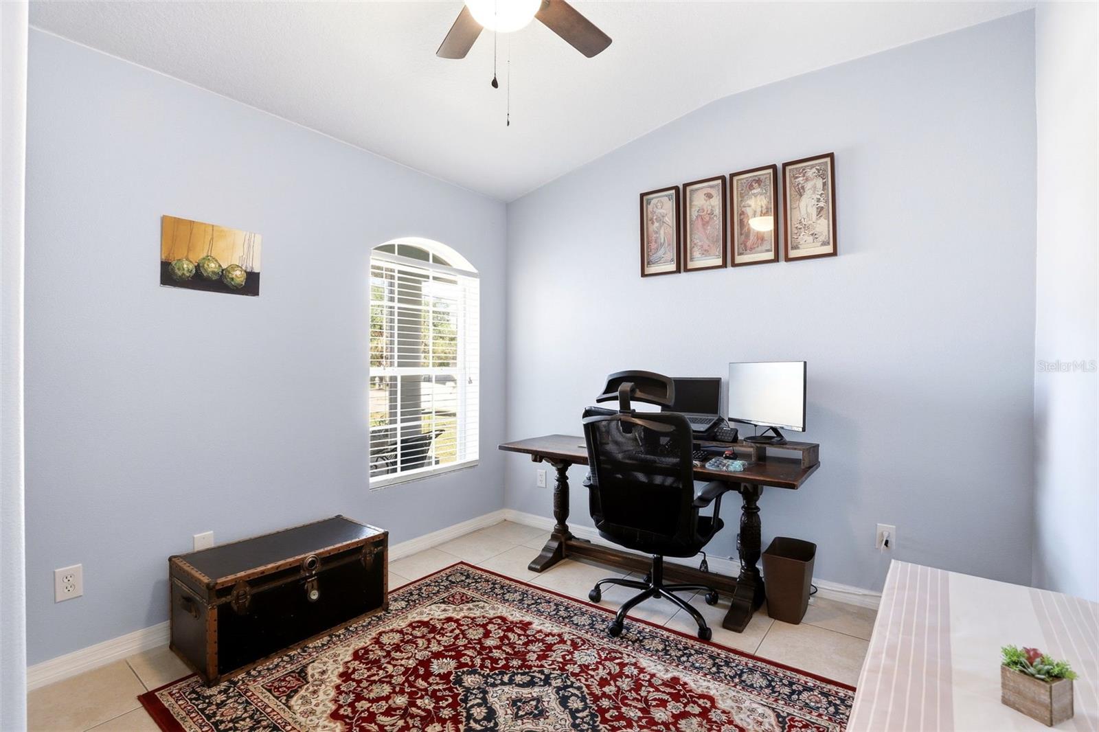 Image 25 of 35 For 1907 Gadsen Boulevard