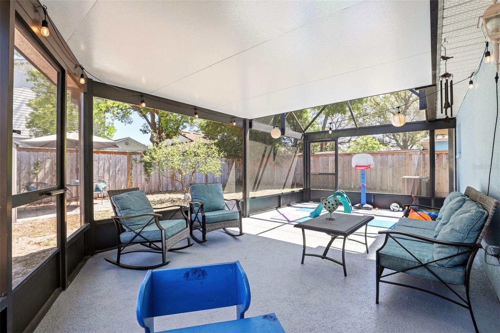 Image 27 of 35 For 1907 Gadsen Boulevard