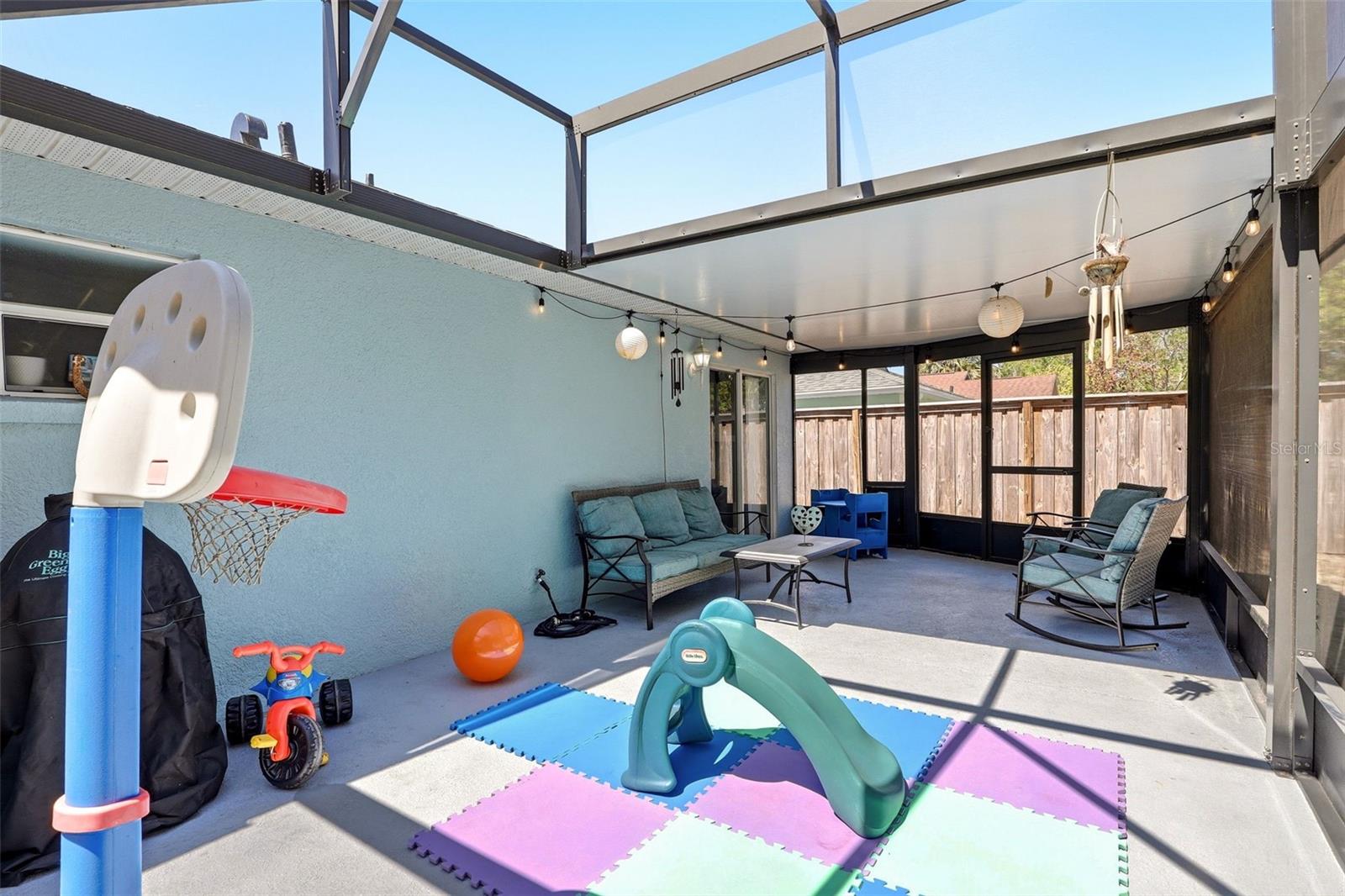 Image 29 of 35 For 1907 Gadsen Boulevard