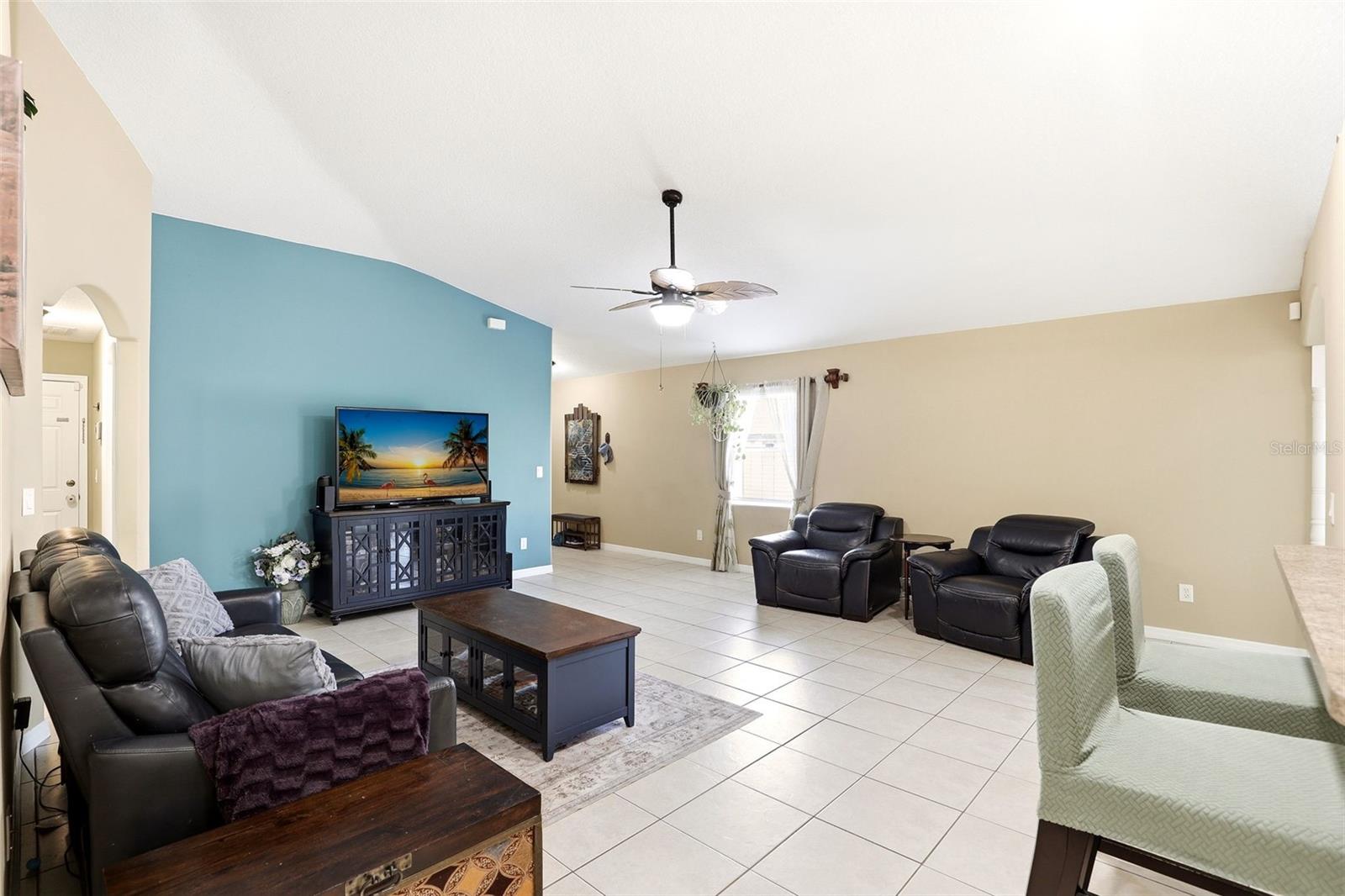 Image 7 of 35 For 1907 Gadsen Boulevard