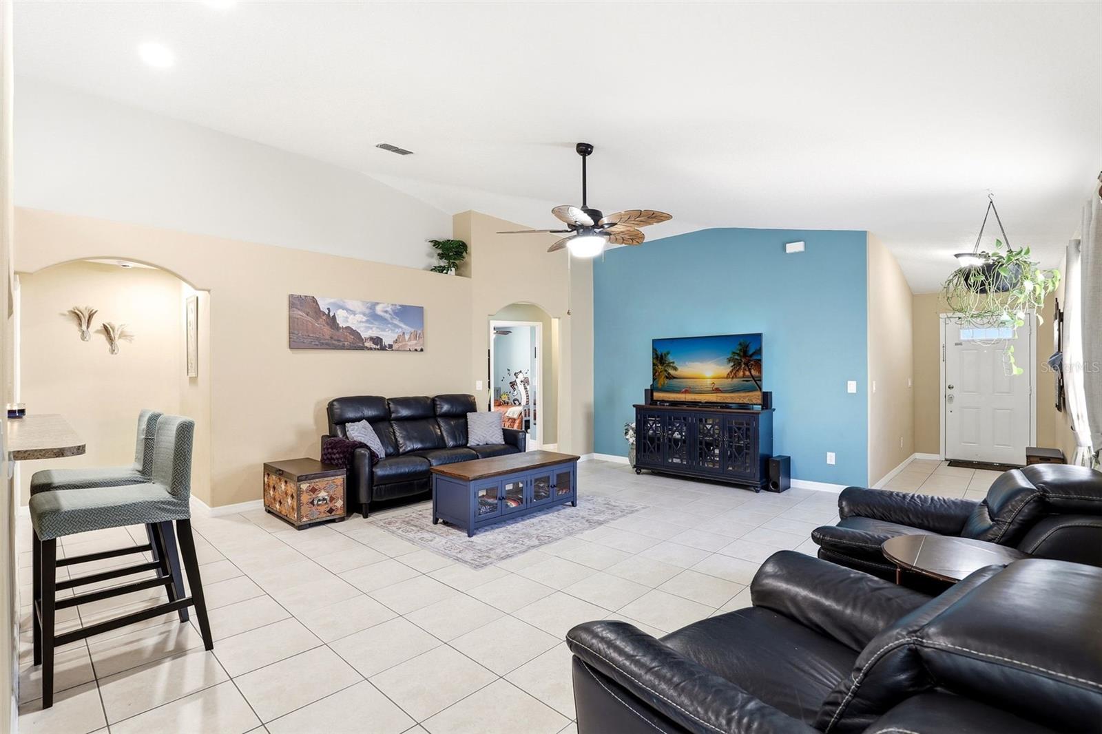 Image 8 of 35 For 1907 Gadsen Boulevard