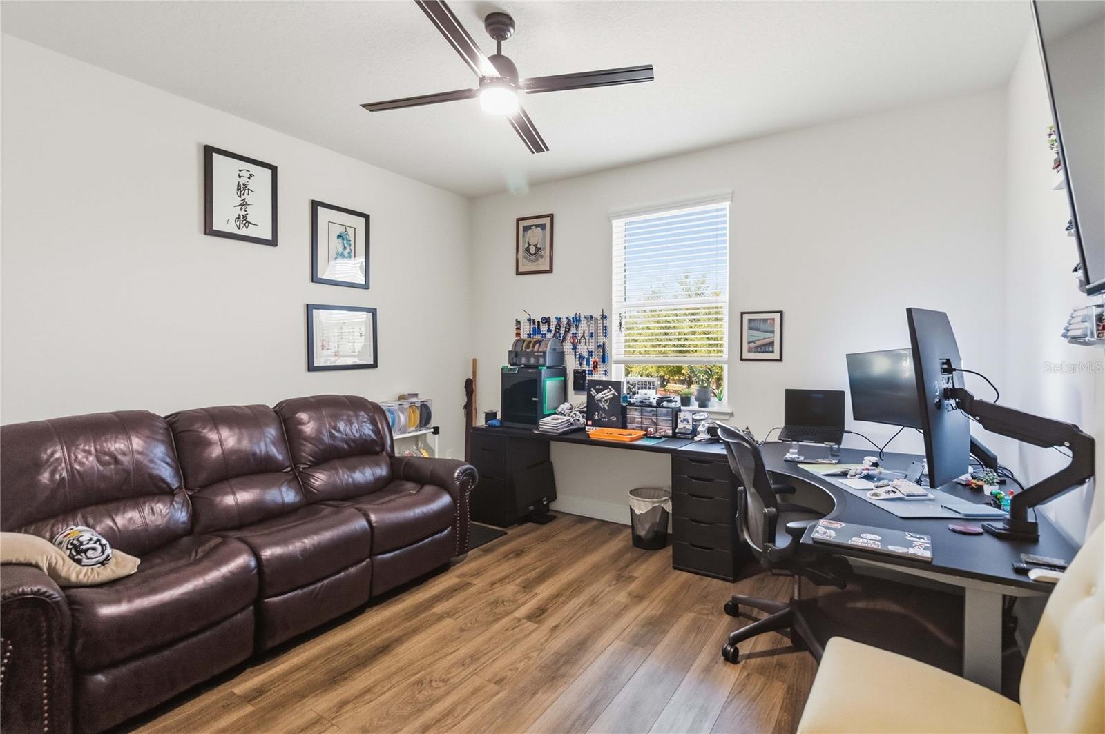 Image 28 of 57 For 6012 Roseate Spoonbill Drive