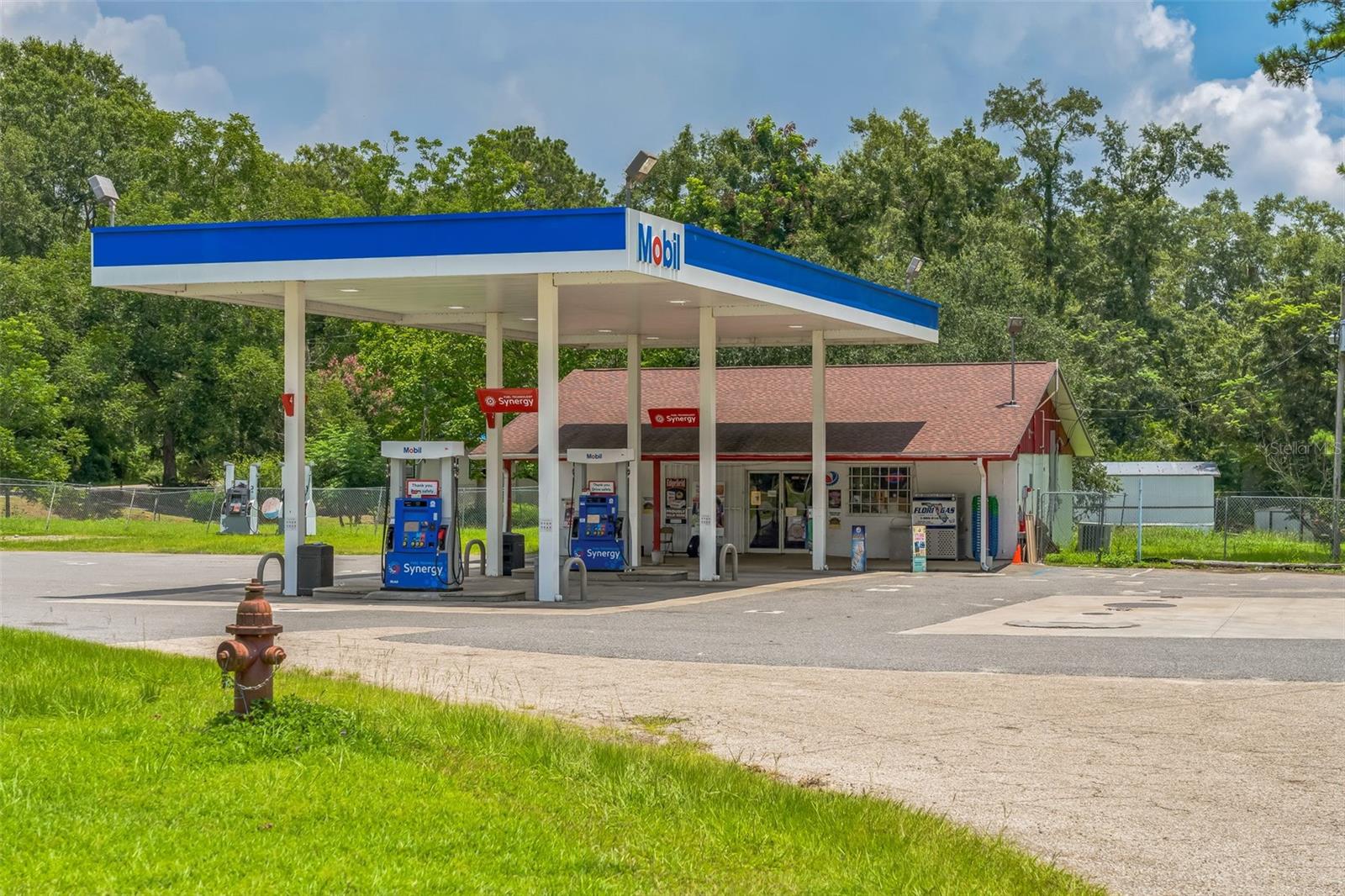 Image 6 of 12 For 3749 Pat Thomas Parkway 1