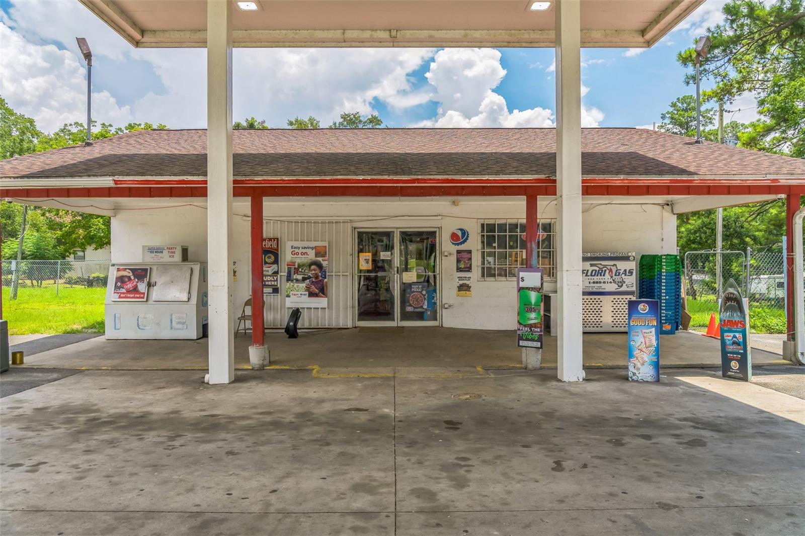 Image 7 of 12 For 3749 Pat Thomas Parkway 1