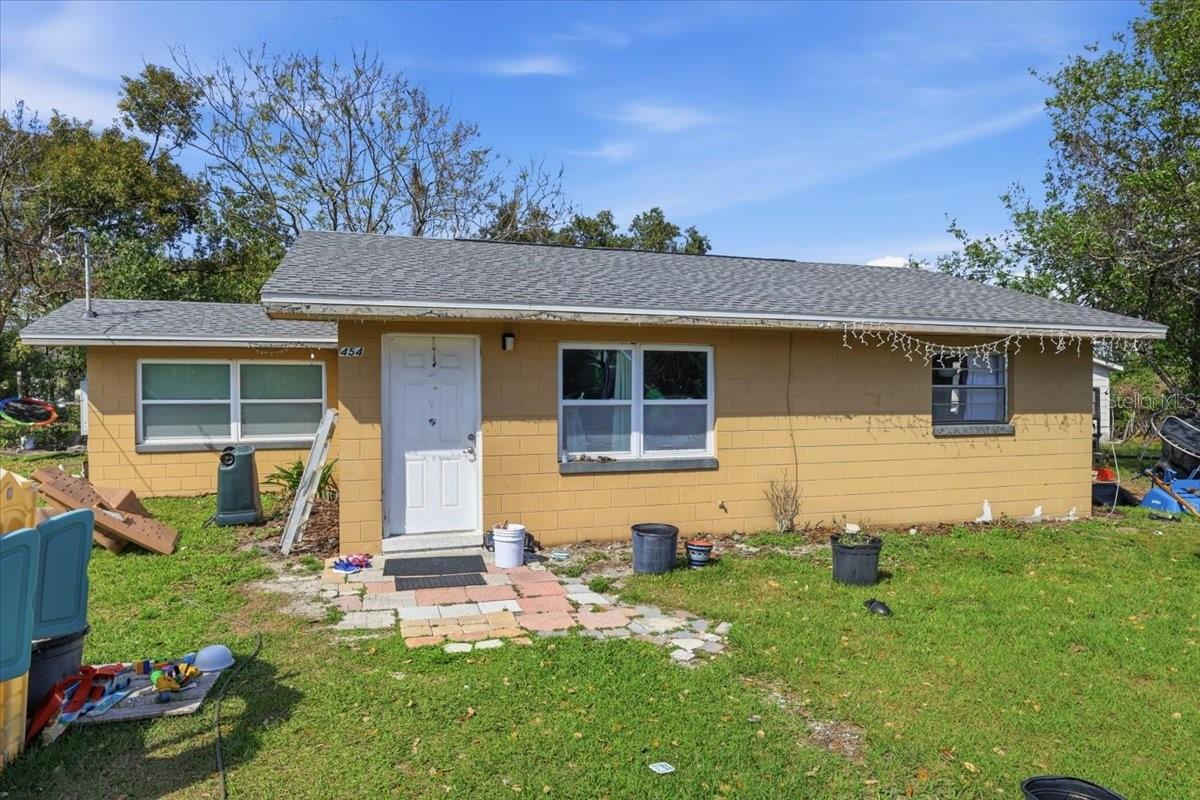 Image 16 of 71 For 454 Lakeport Cove