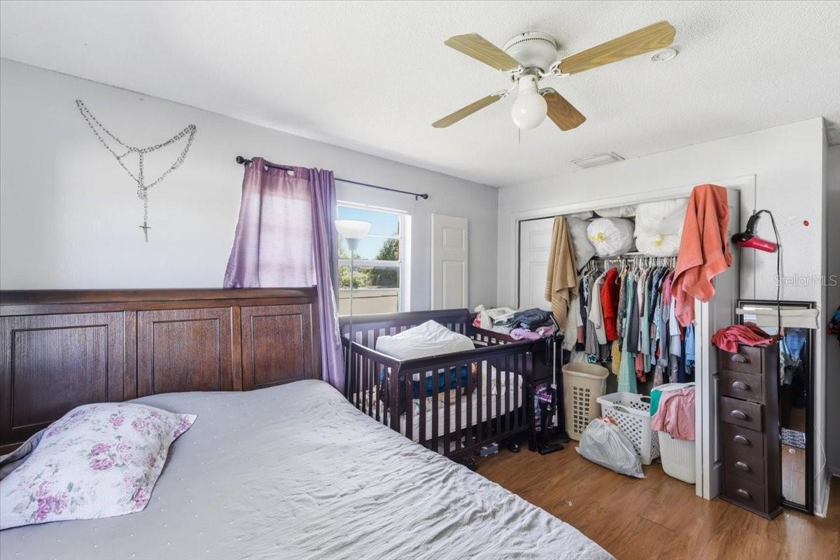 Image 28 of 71 For 454 Lakeport Cove