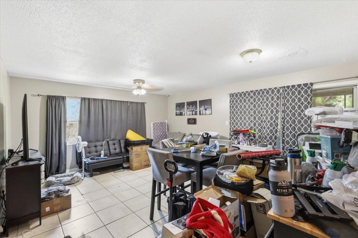 Image 43 of 71 For 454 Lakeport Cove