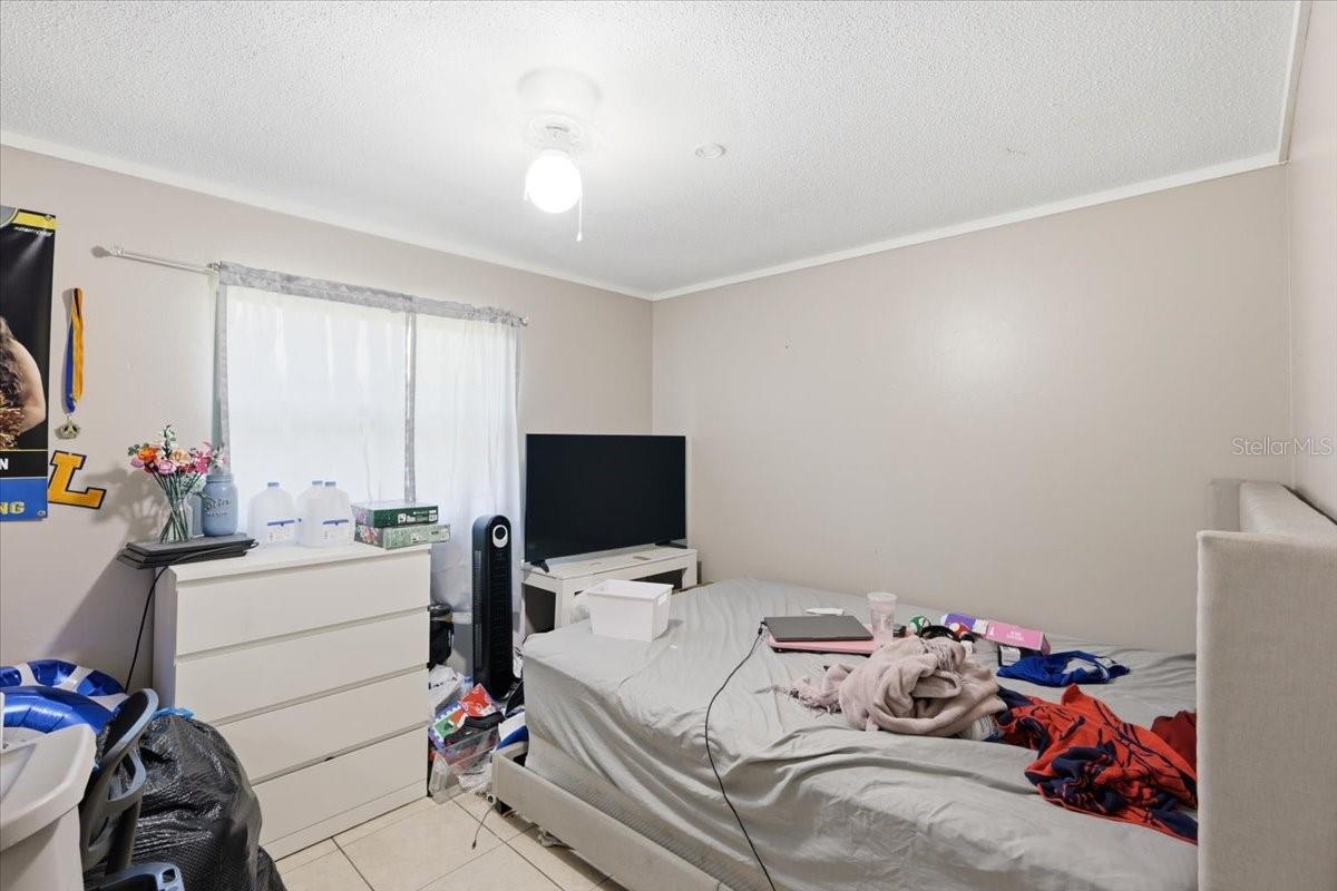 Image 49 of 71 For 454 Lakeport Cove