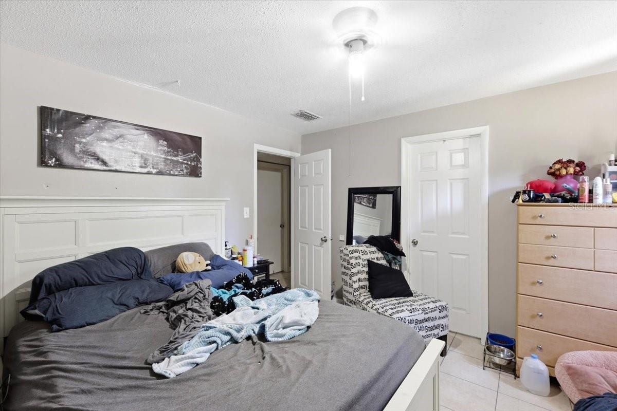 Image 51 of 71 For 454 Lakeport Cove