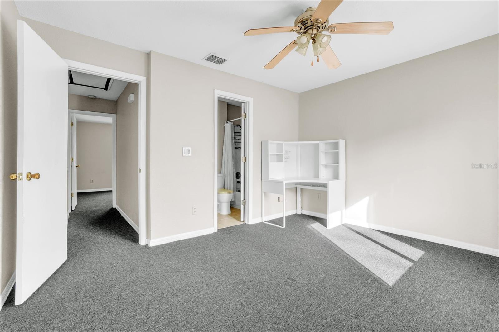 Image 15 of 23 For 12064 Tift Circle