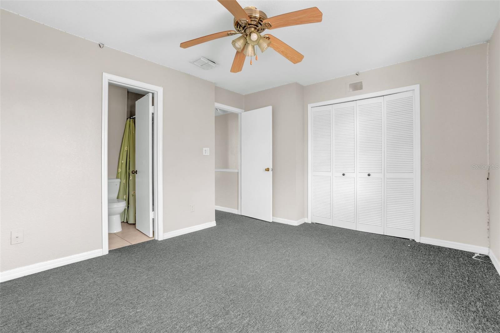 Image 20 of 23 For 12064 Tift Circle