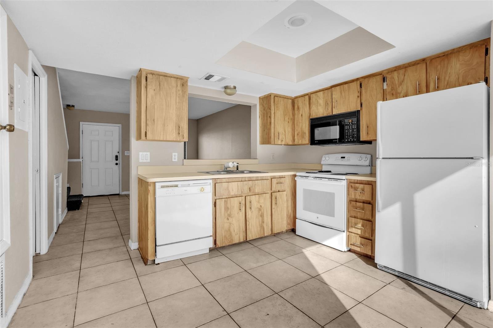 Image 9 of 23 For 12064 Tift Circle