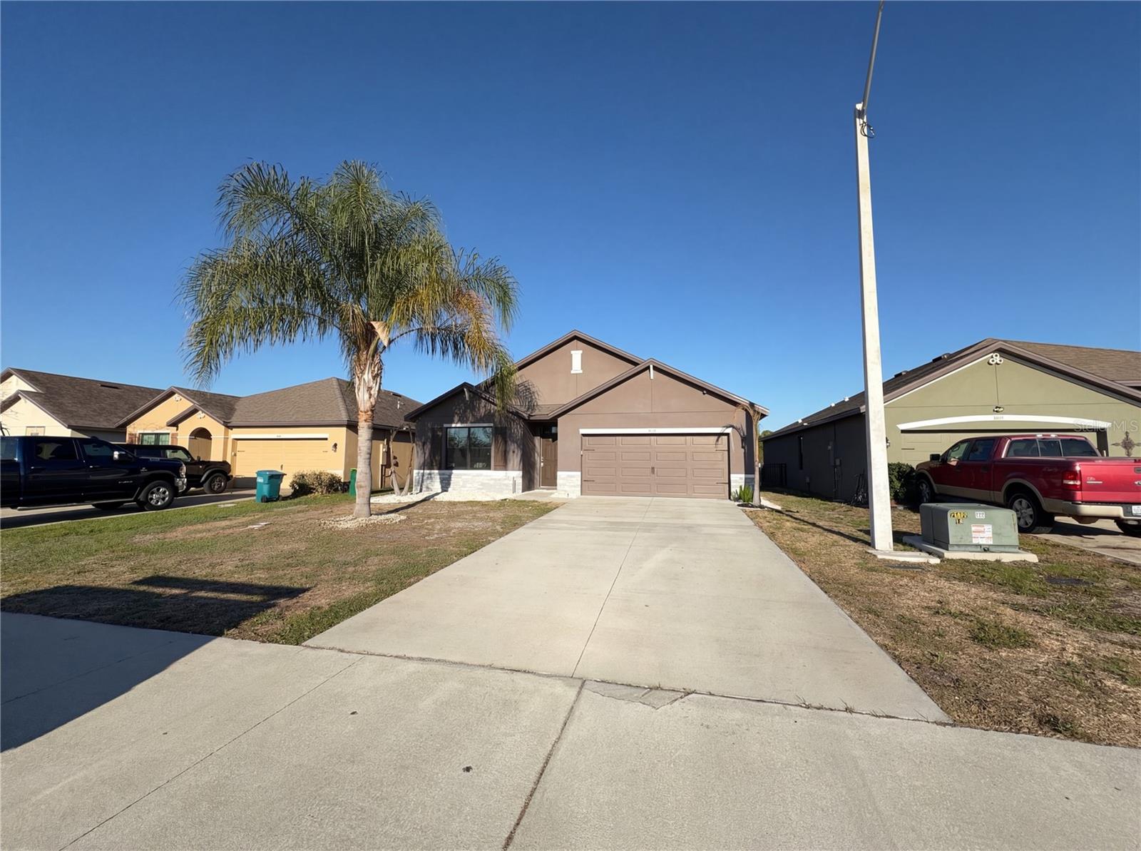 Details for 3452 Indian River Parkway, MIMS, FL 32754