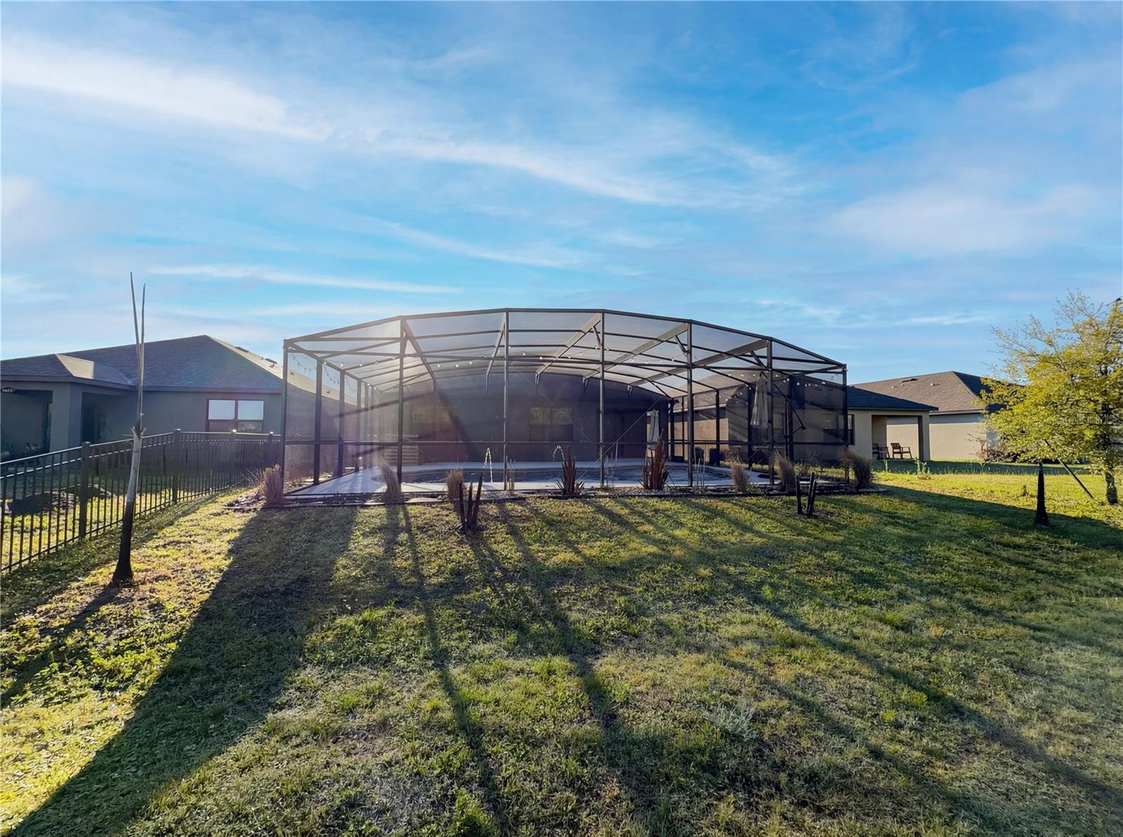 Image 10 of 34 For 3452 Indian River Parkway