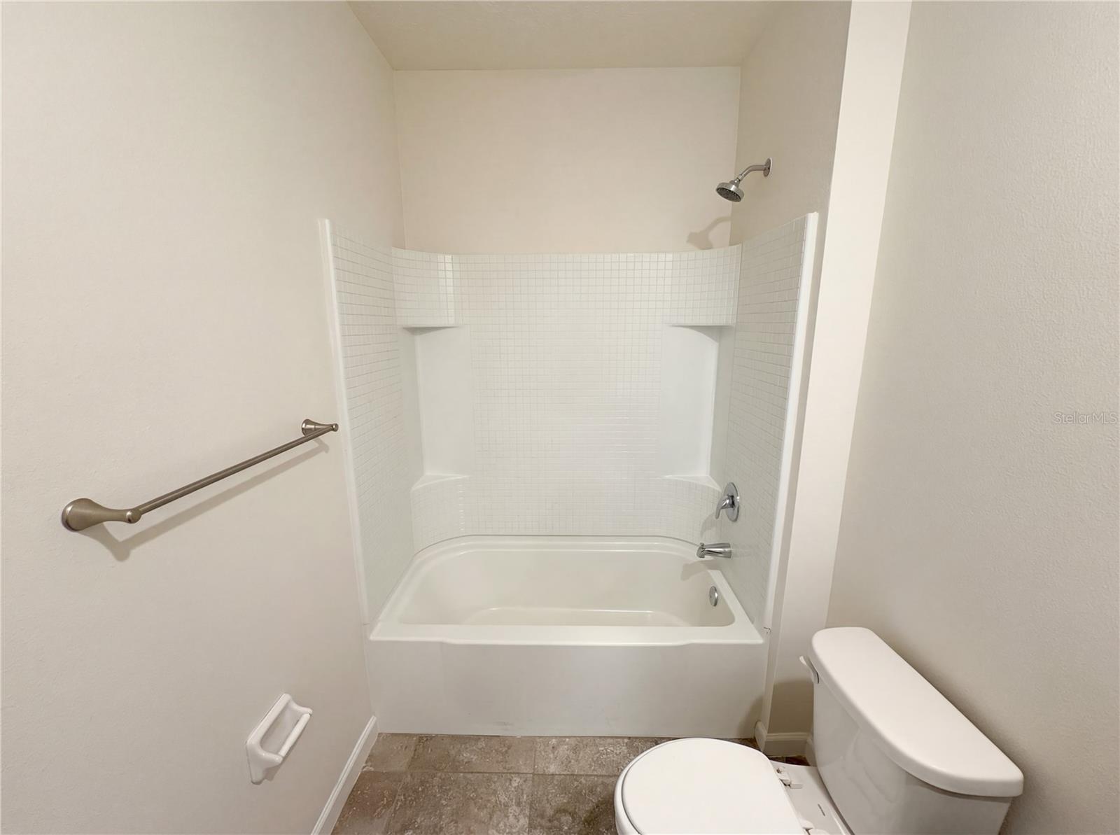 Image 18 of 34 For 3452 Indian River Parkway