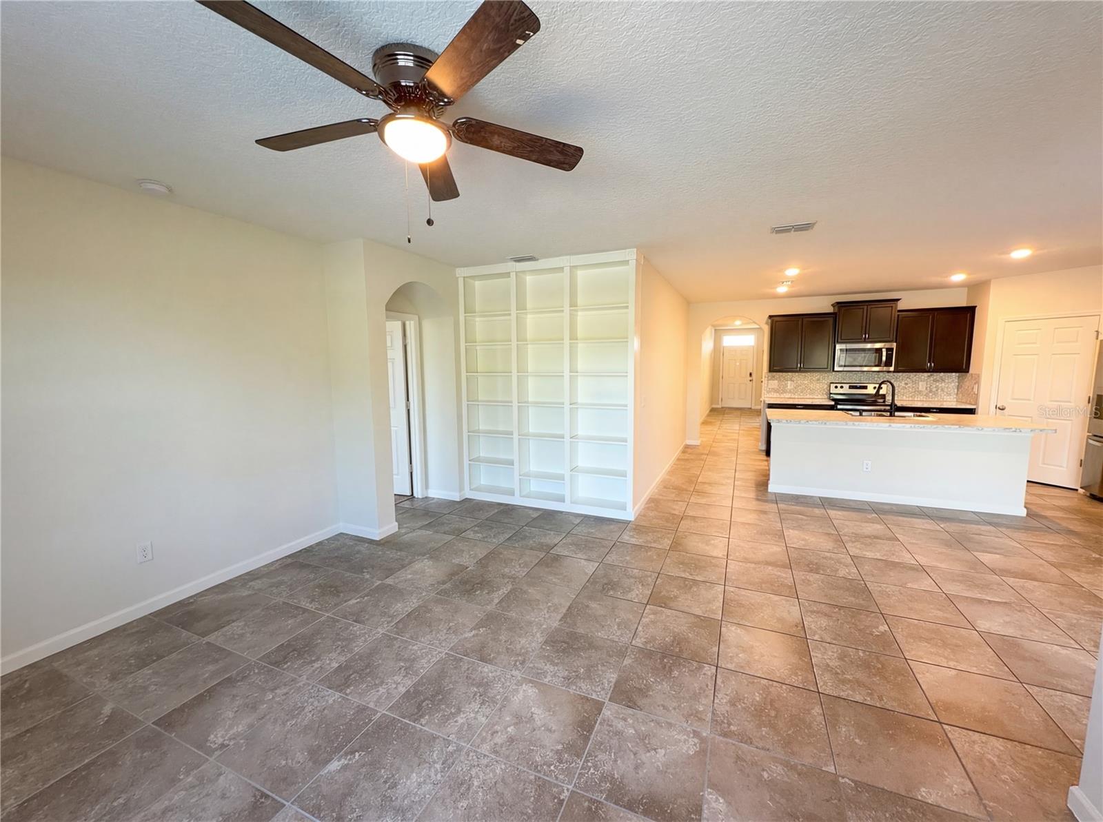 Image 26 of 34 For 3452 Indian River Parkway