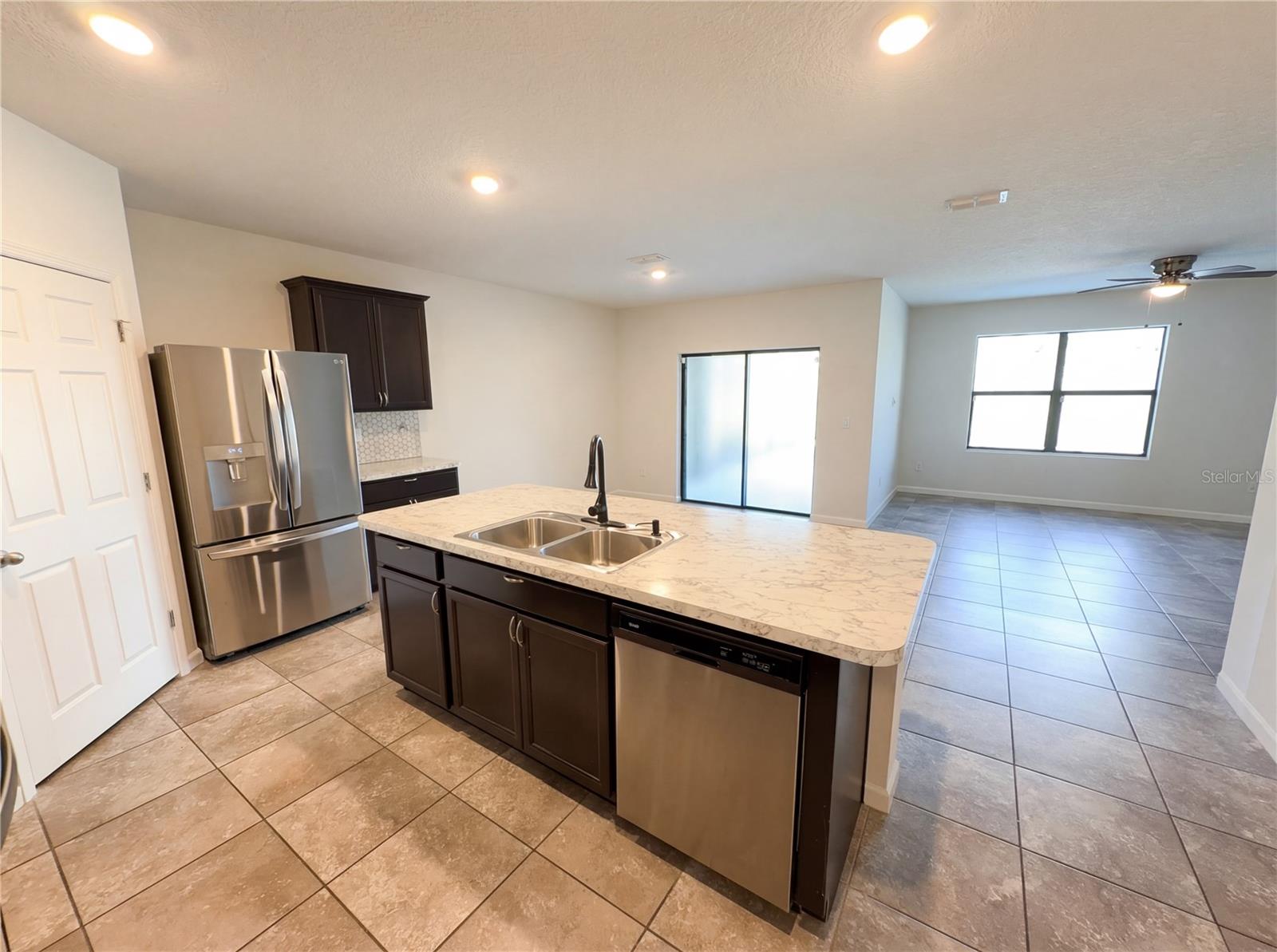 Image 29 of 34 For 3452 Indian River Parkway