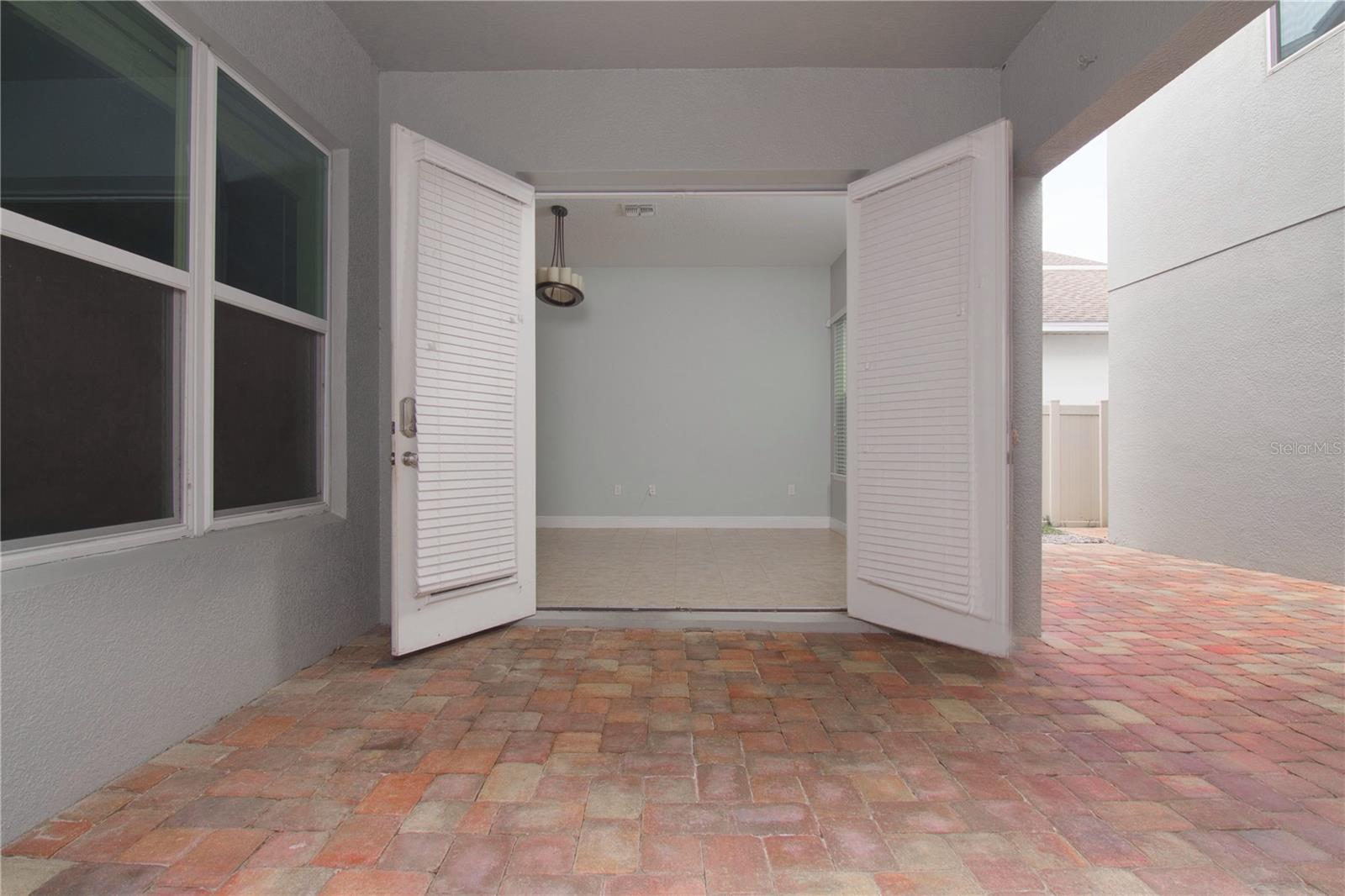 Image 11 of 44 For 8323 Lookout Pointe Drive