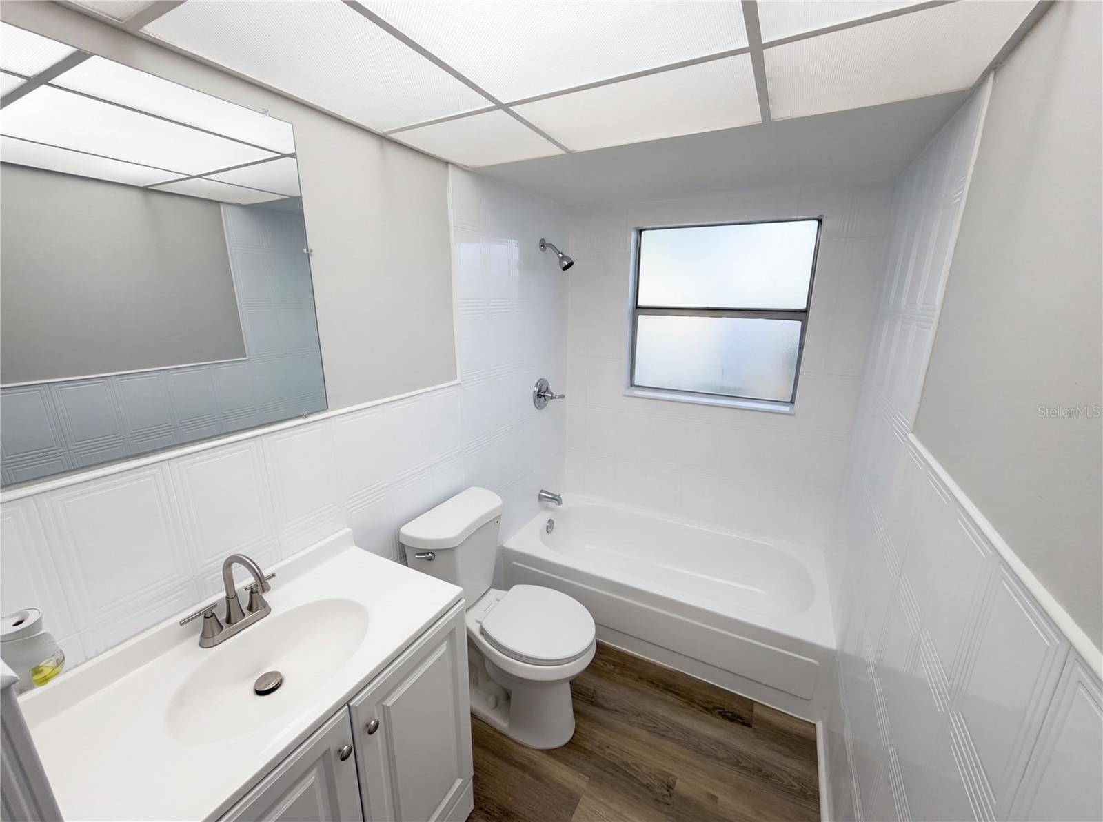 Image 15 of 32 For 2149 Mary Sue Street