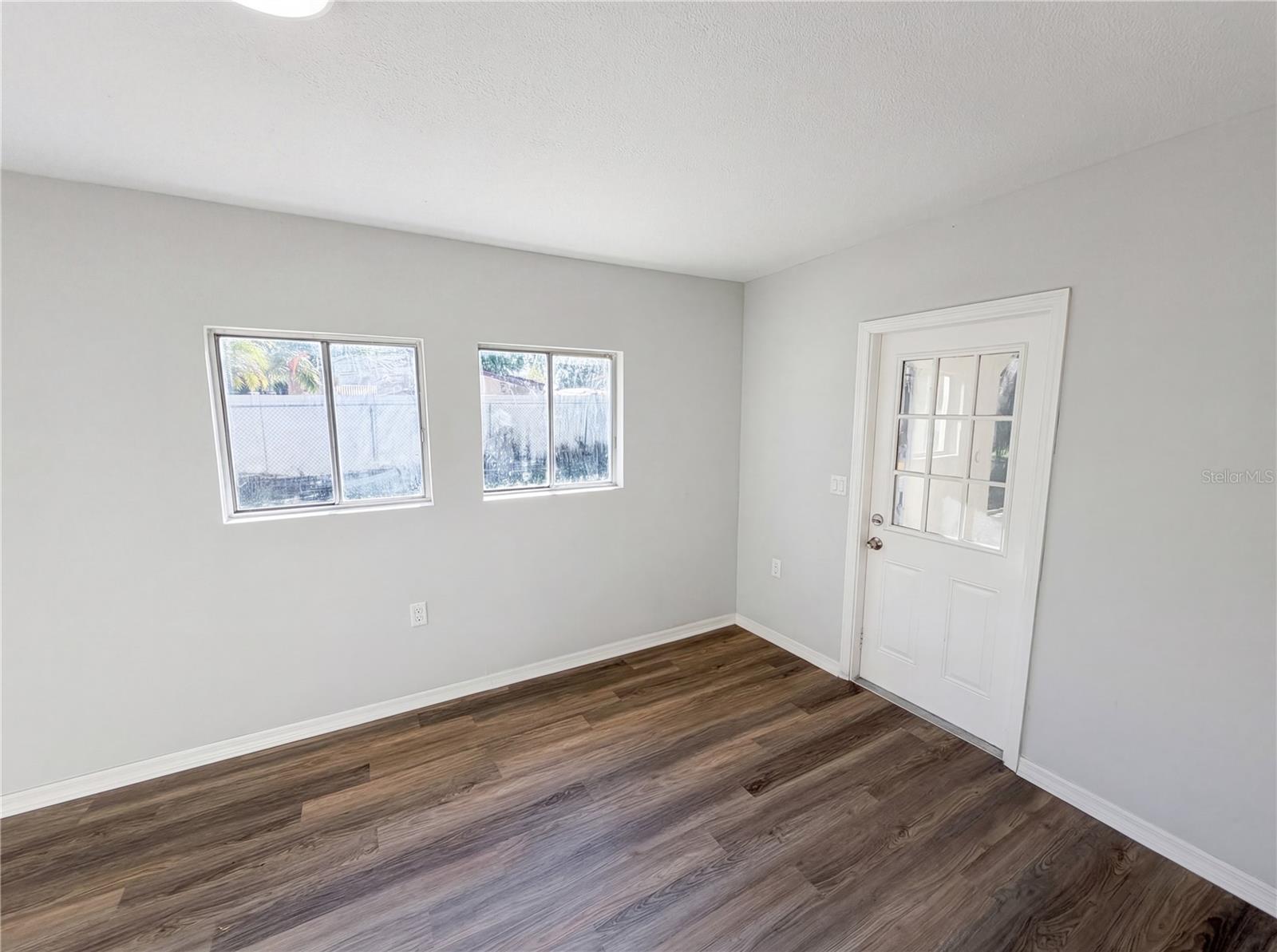 Image 27 of 32 For 2149 Mary Sue Street