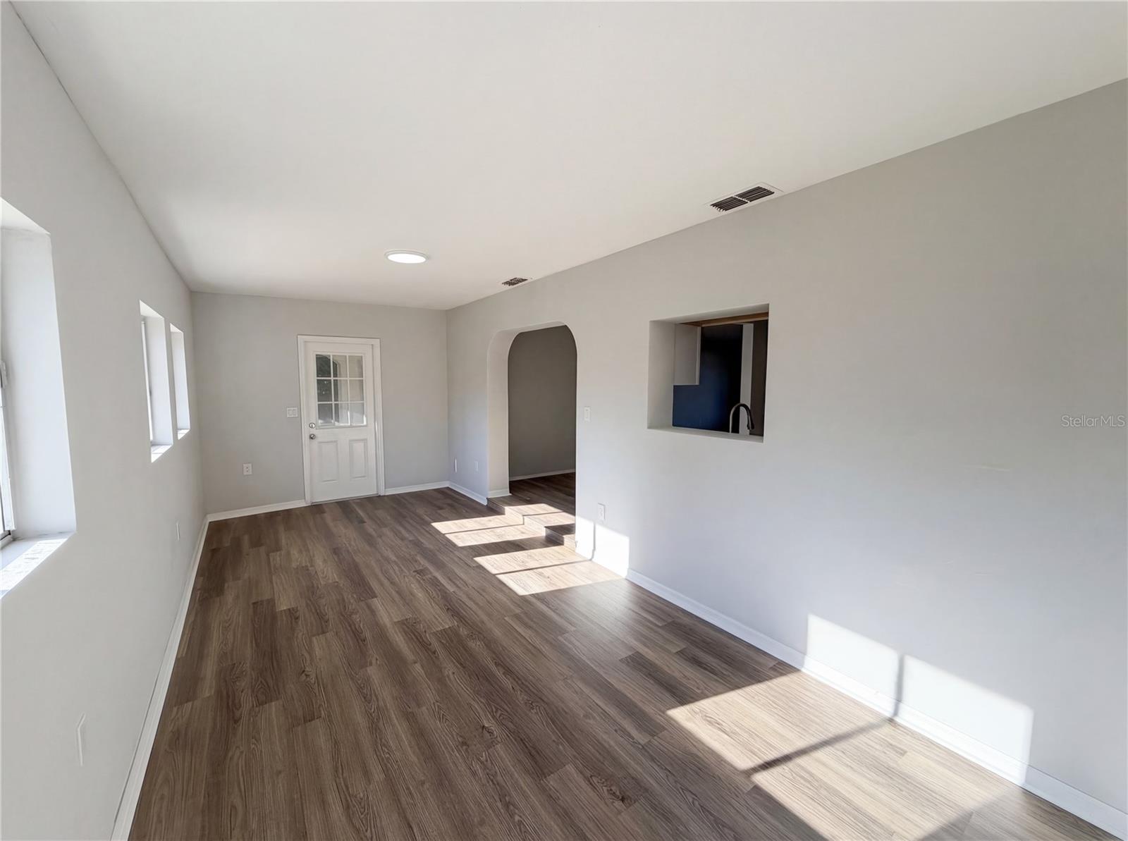 Image 28 of 32 For 2149 Mary Sue Street